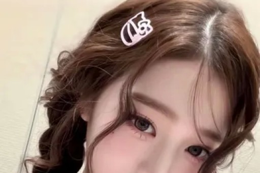 主机一哥与女Coser互骂结果第二天就一笑泯恩仇甚至有人调侃他们在一起引热议